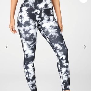Fabletics High Waisted Powerhold Leggings